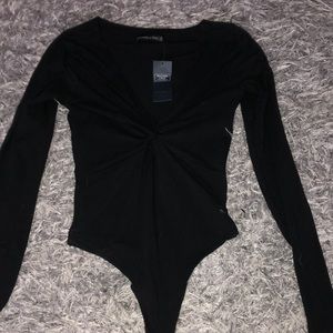 Abercrombie XS long sleeve knotted bodysuit
